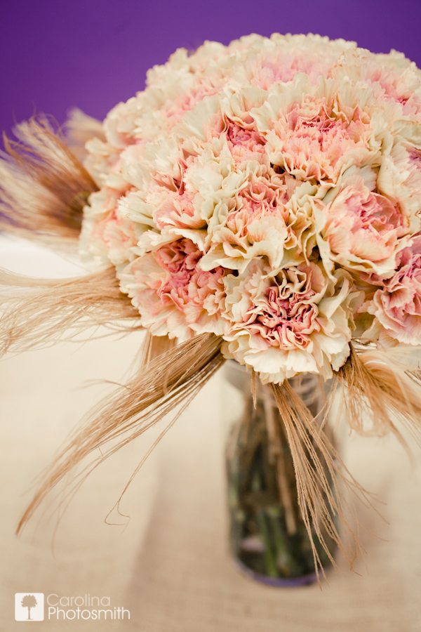 blush-beige-carnation-bouquet.jpg